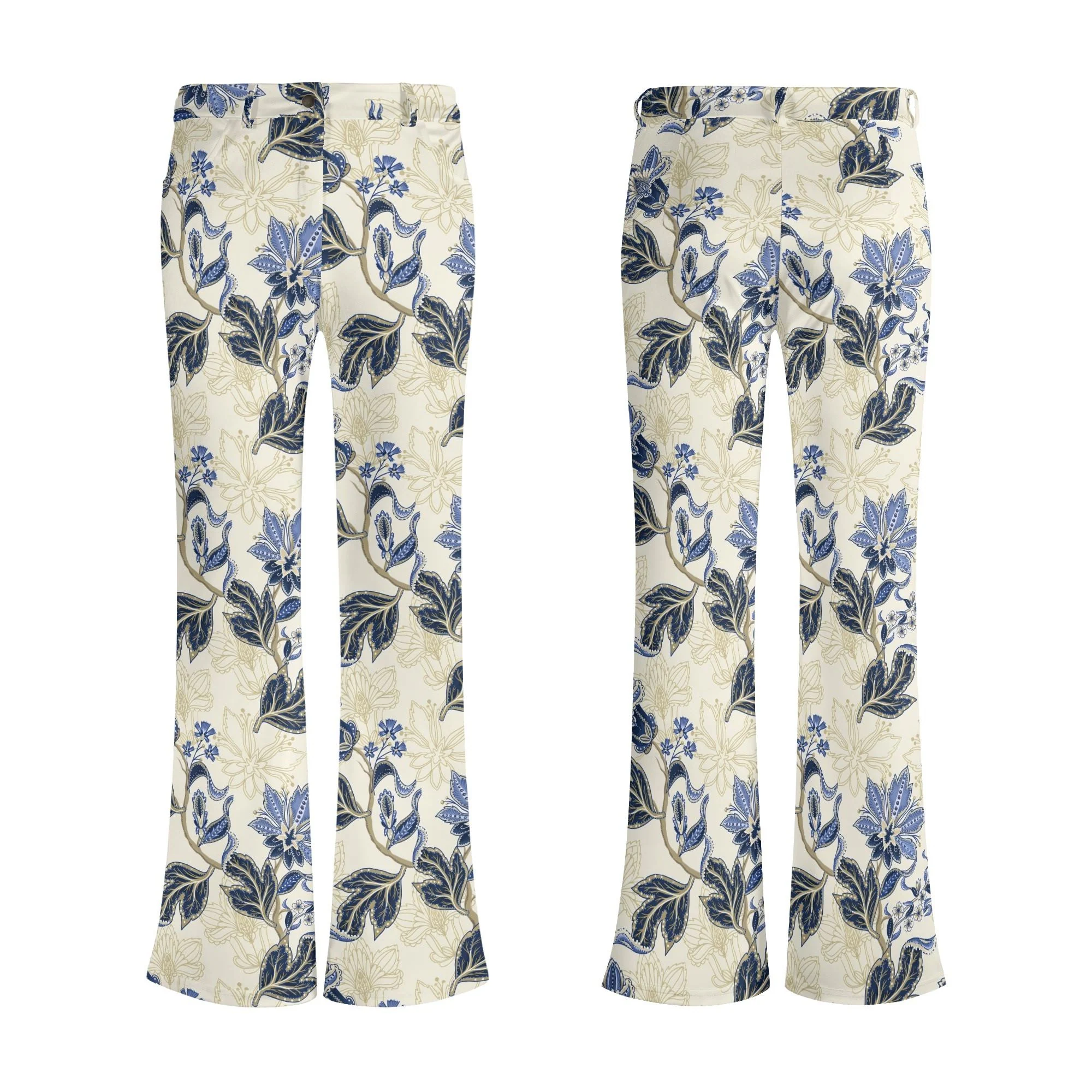 Pantalones flare con estampado floral vintage en azul y dorado sobre fondo crema, mostrando corte favorecedor y bolsillos frontales.