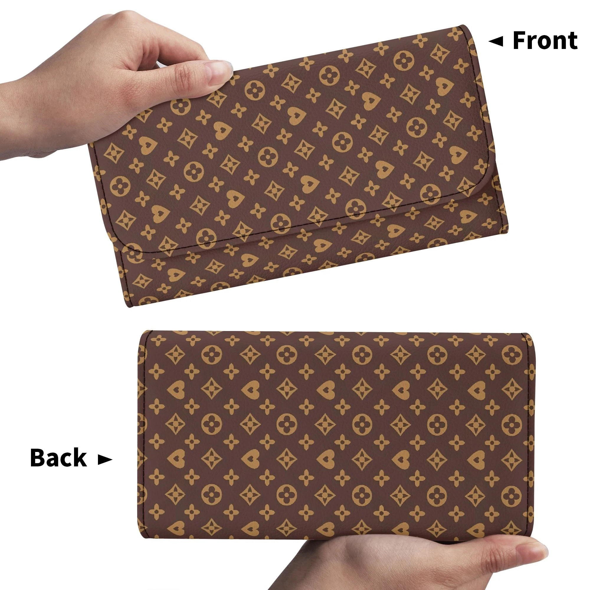 Cartera Monograma Premium combinada con un outfit sofisticado.