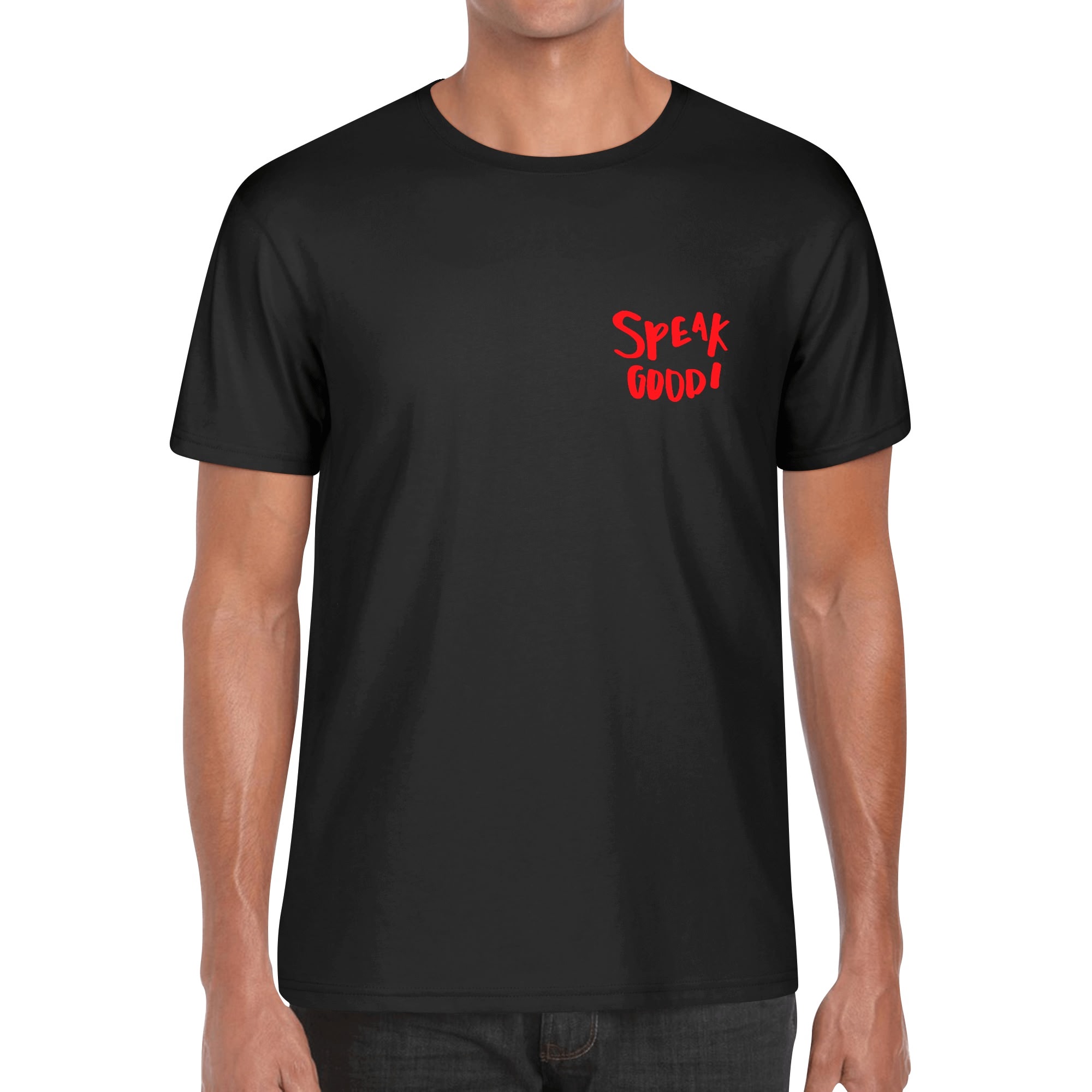Camiseta streetwear negra con estampado frontal 'SPEAK GOOD!' en rojo y diseño trasero de oso urbano estilo manga con ojos X y detalles de pintura spray. Tallas S a 5XL.