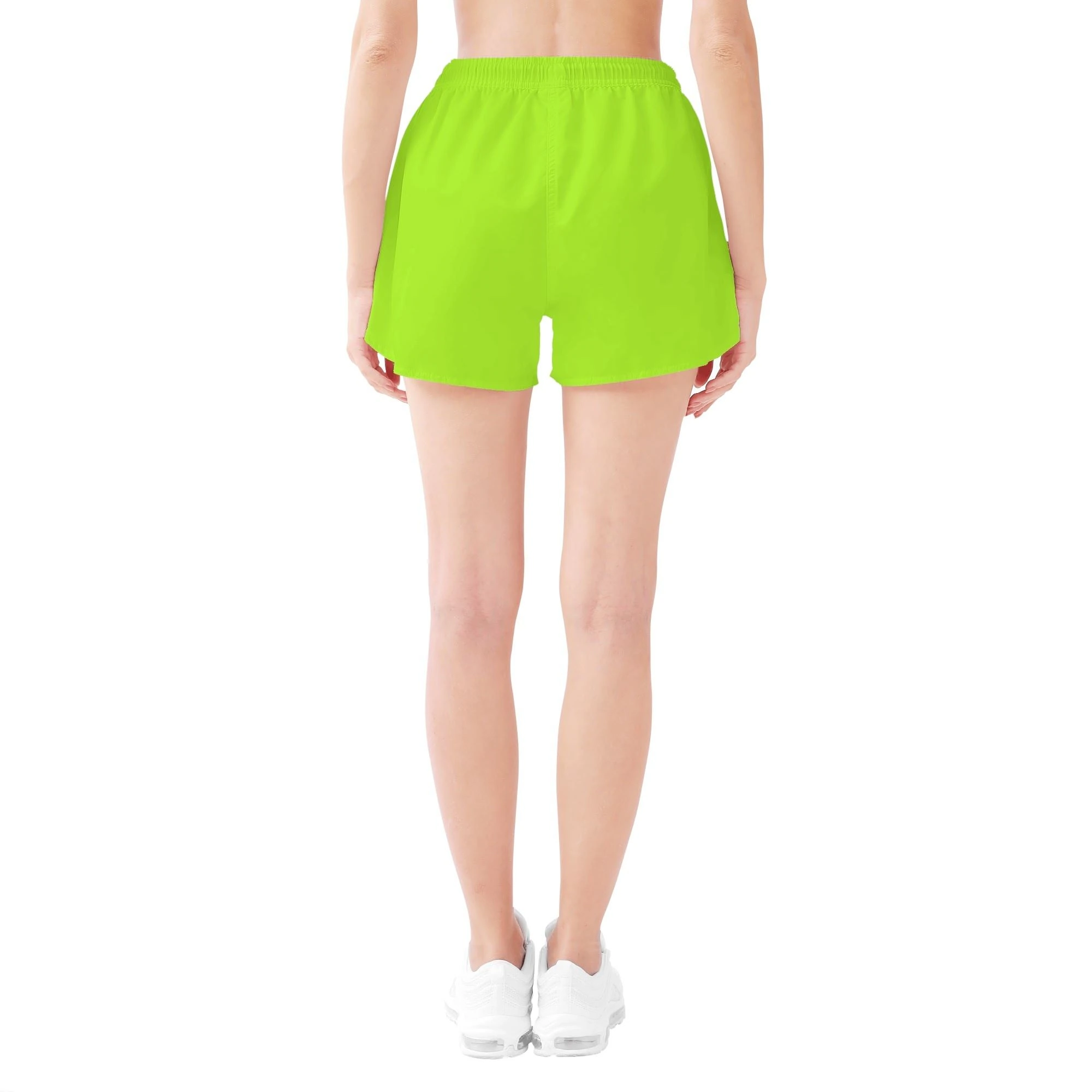 Imagen de los Shorts Neón Sport en vibrante verde neón, con cintura ajustable y tejido transpirable.