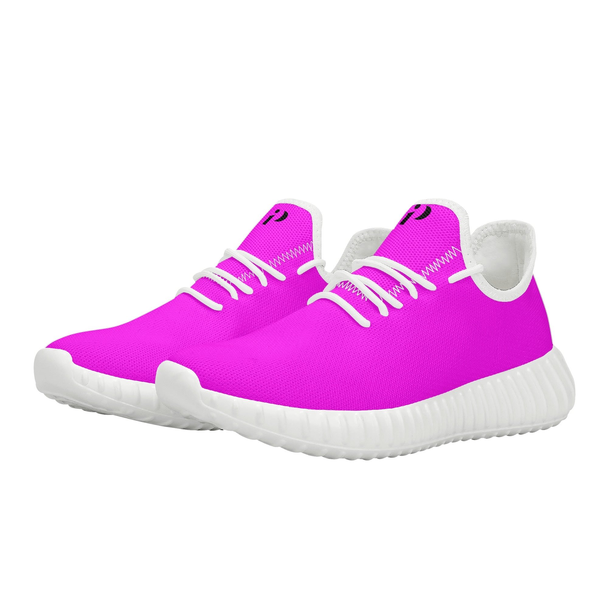 Zapatillas Fucsia Dynamic, calzado deportivo transpirable con suela flexible y diseño vibrante en color magenta.