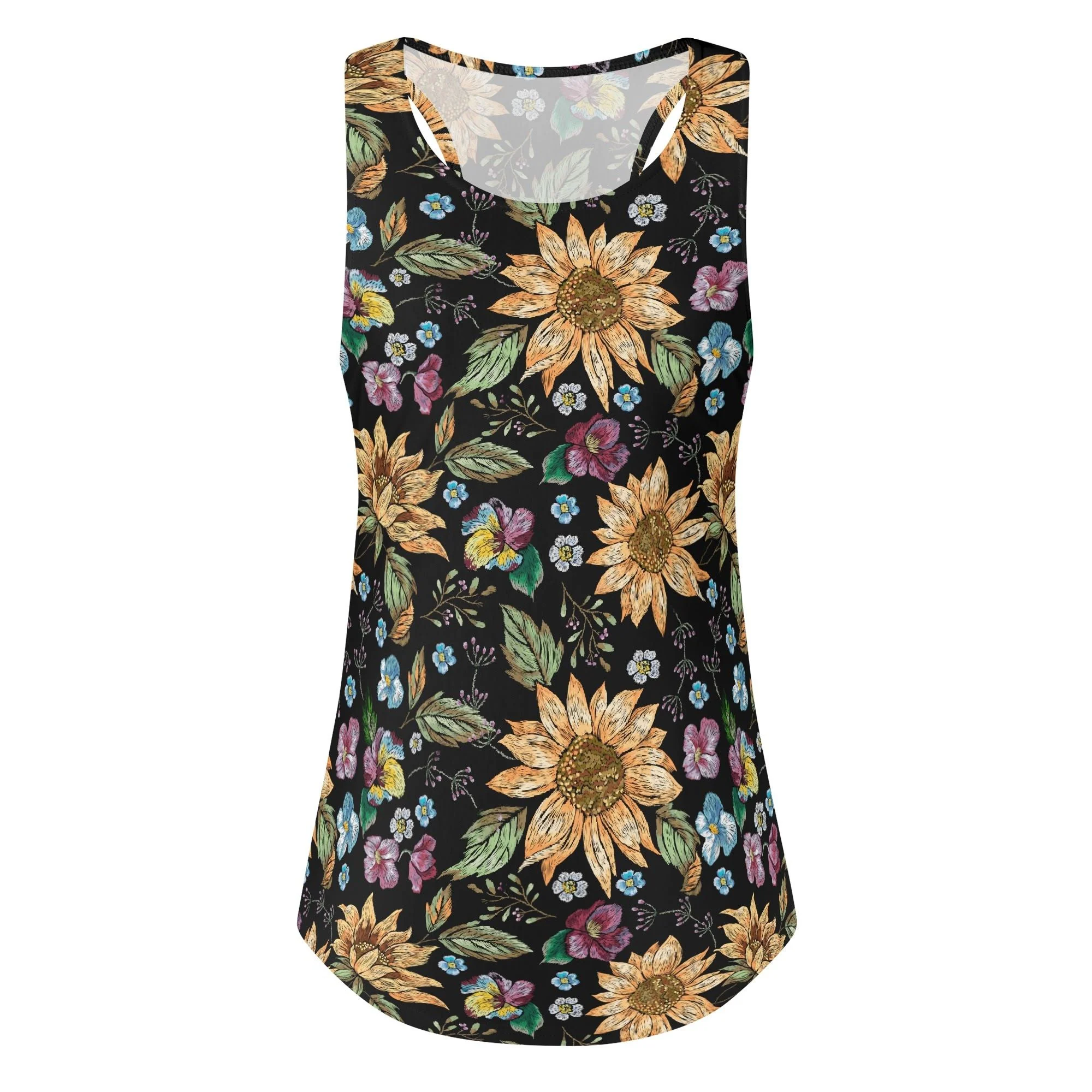 Modelo usando la Camiseta Tirantes FreshFit, mostrando su ajuste holgado y cómodo.