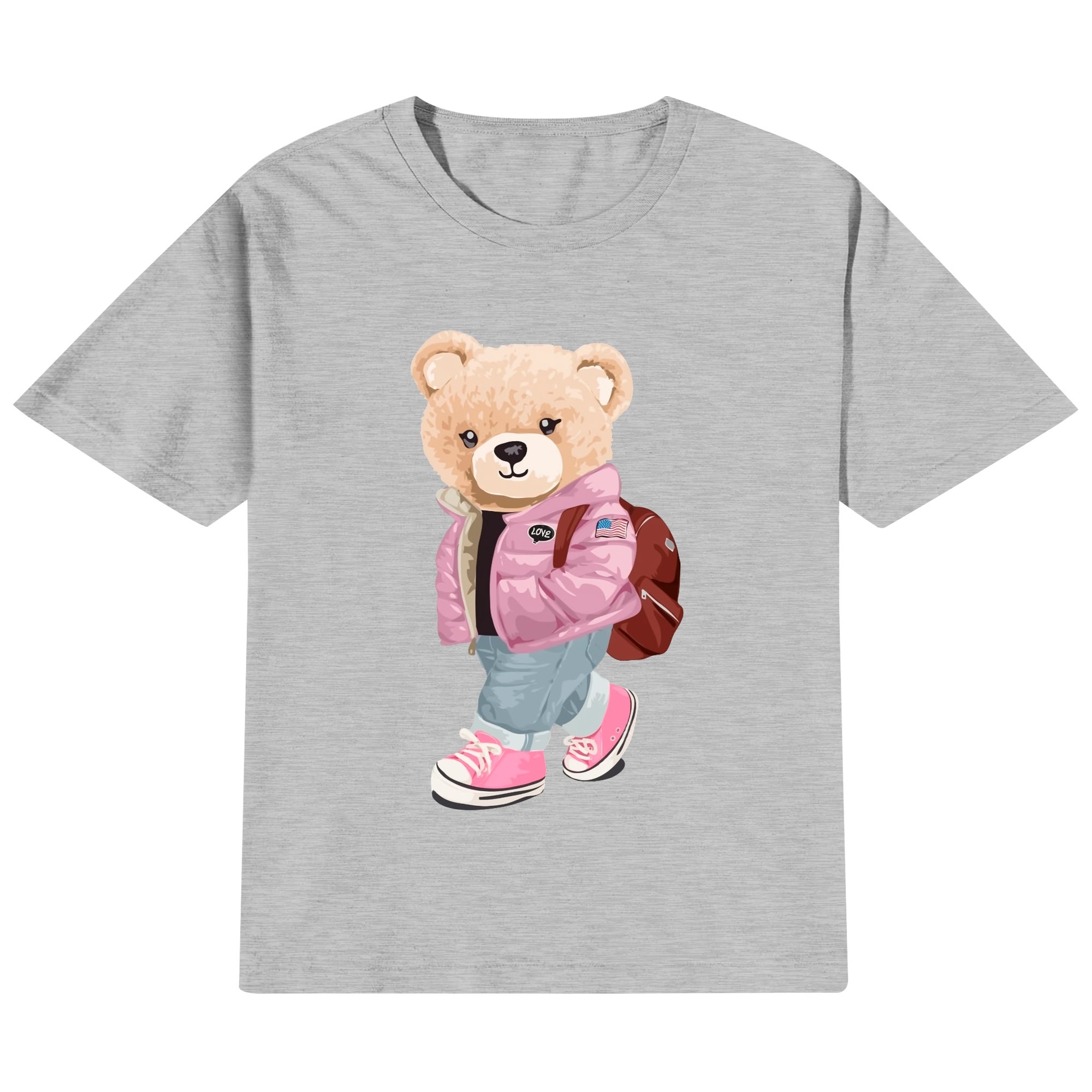 Camiseta infantil color rosa con estampado de oso aventurero en chaqueta, mochila y zapatillas. Diseño moderno para niños.