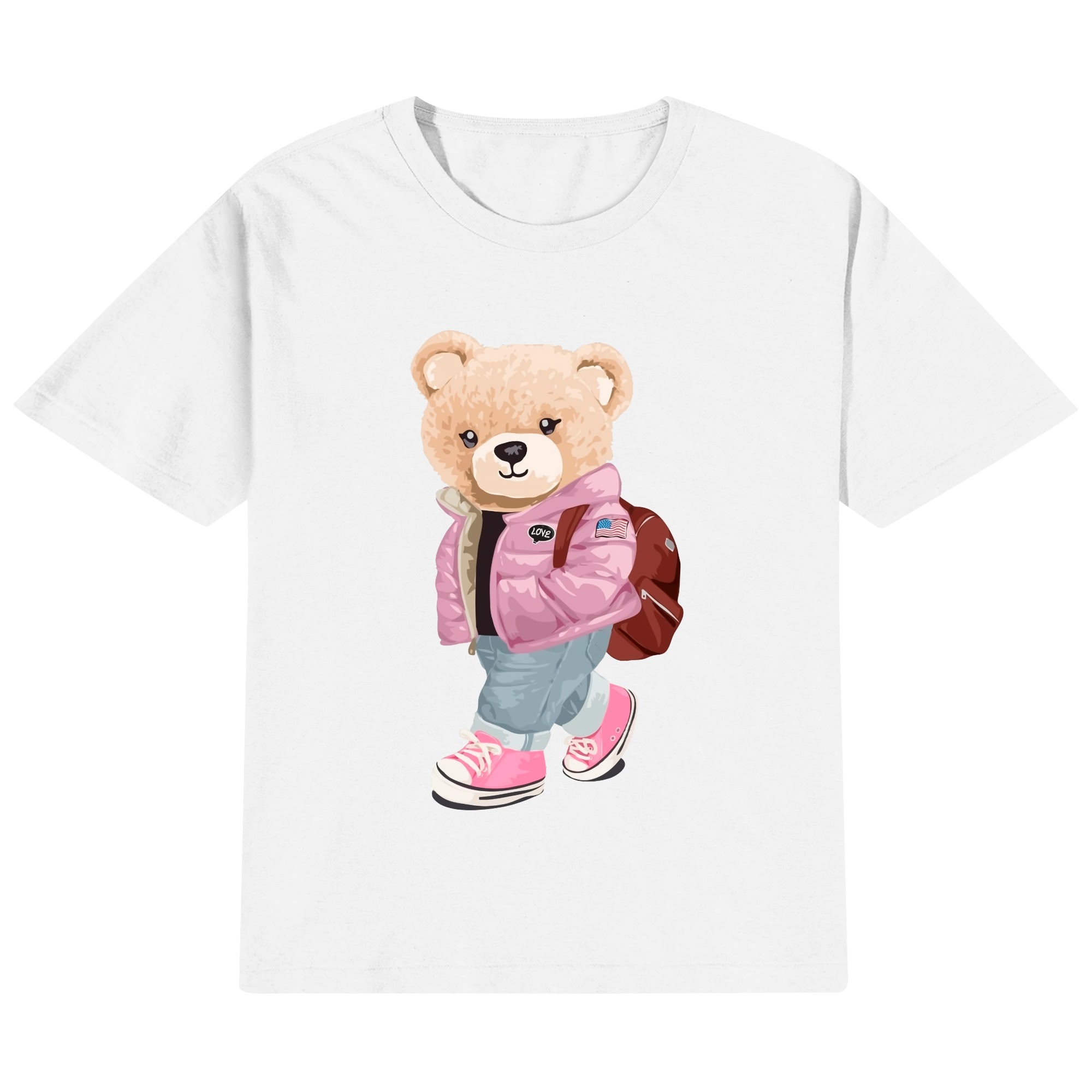 Camiseta infantil color rosa con estampado de oso aventurero en chaqueta, mochila y zapatillas. Diseño moderno para niños.