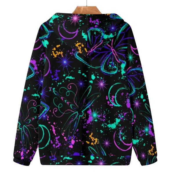 Sudadera negra con capucha para mujer, estampado all-over de mariposas y libélulas neón, lunas crecientes y salpicaduras cósmicas.