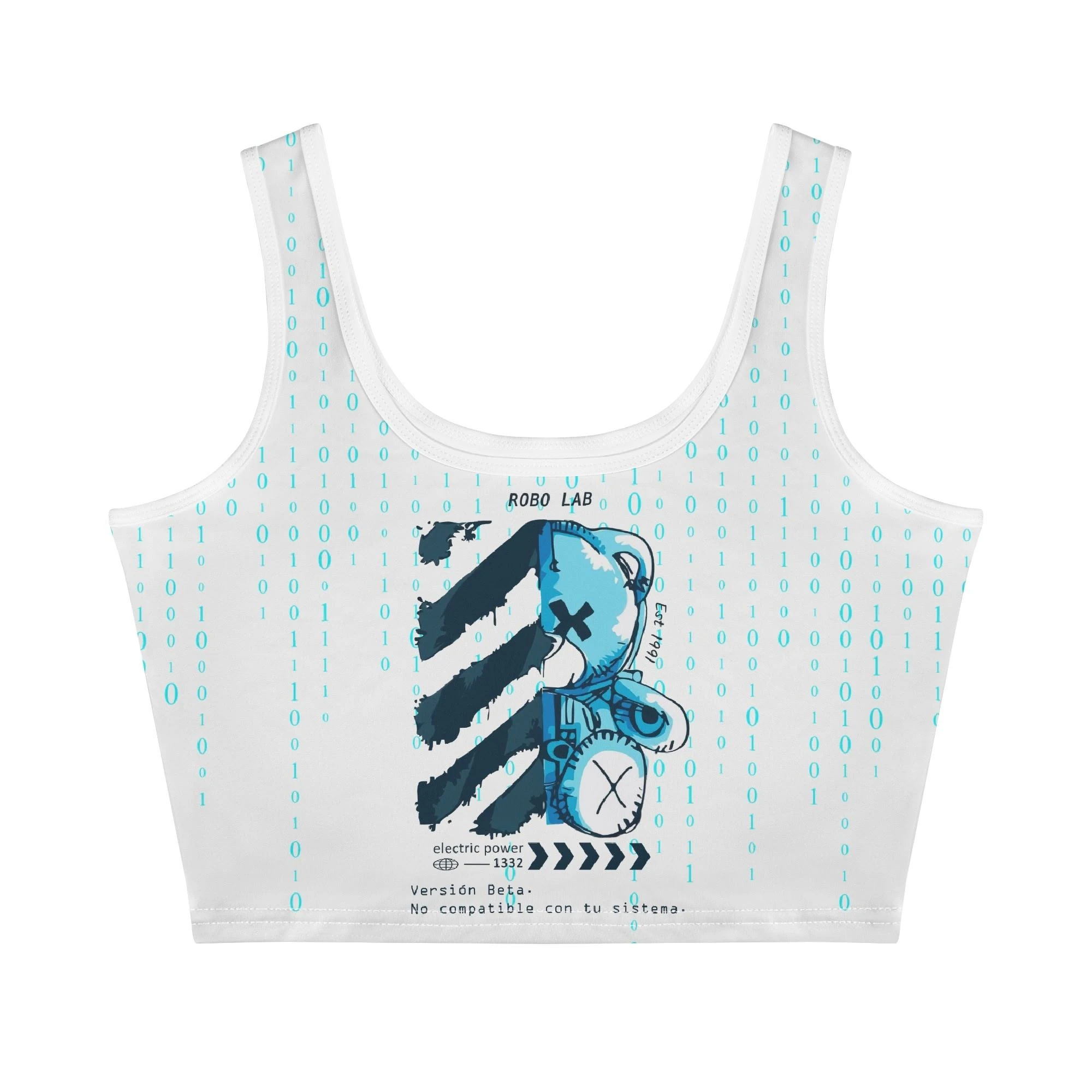 Crop top de mujer con estampado glitch de robot dañado y código binario, diseño “ROBO LAB”, fondo azul cian, mensaje ERROR_404_NOT_FOUND