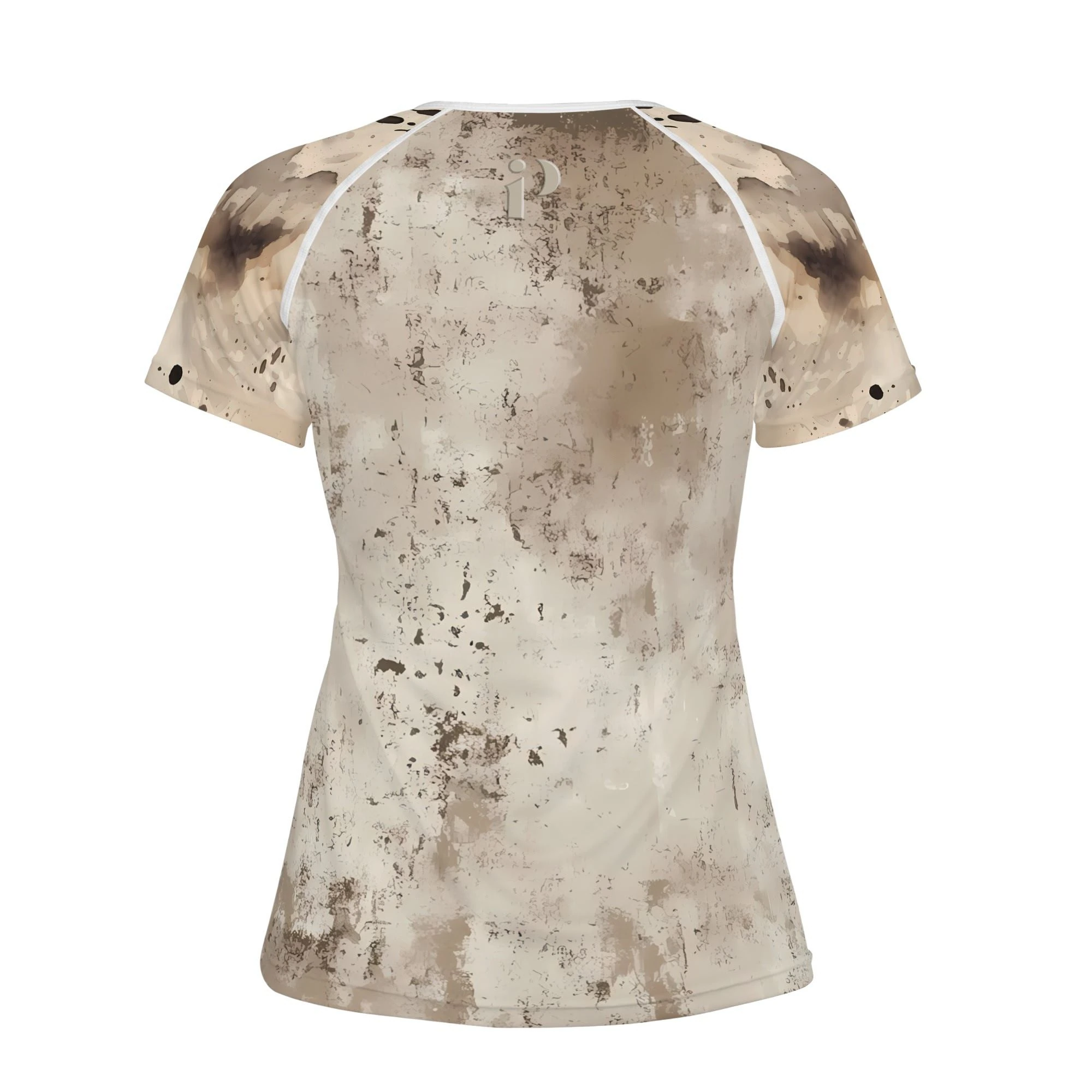 Parte trasera de la camiseta con textura manchada estilo vintage en tonos marrón y beige.