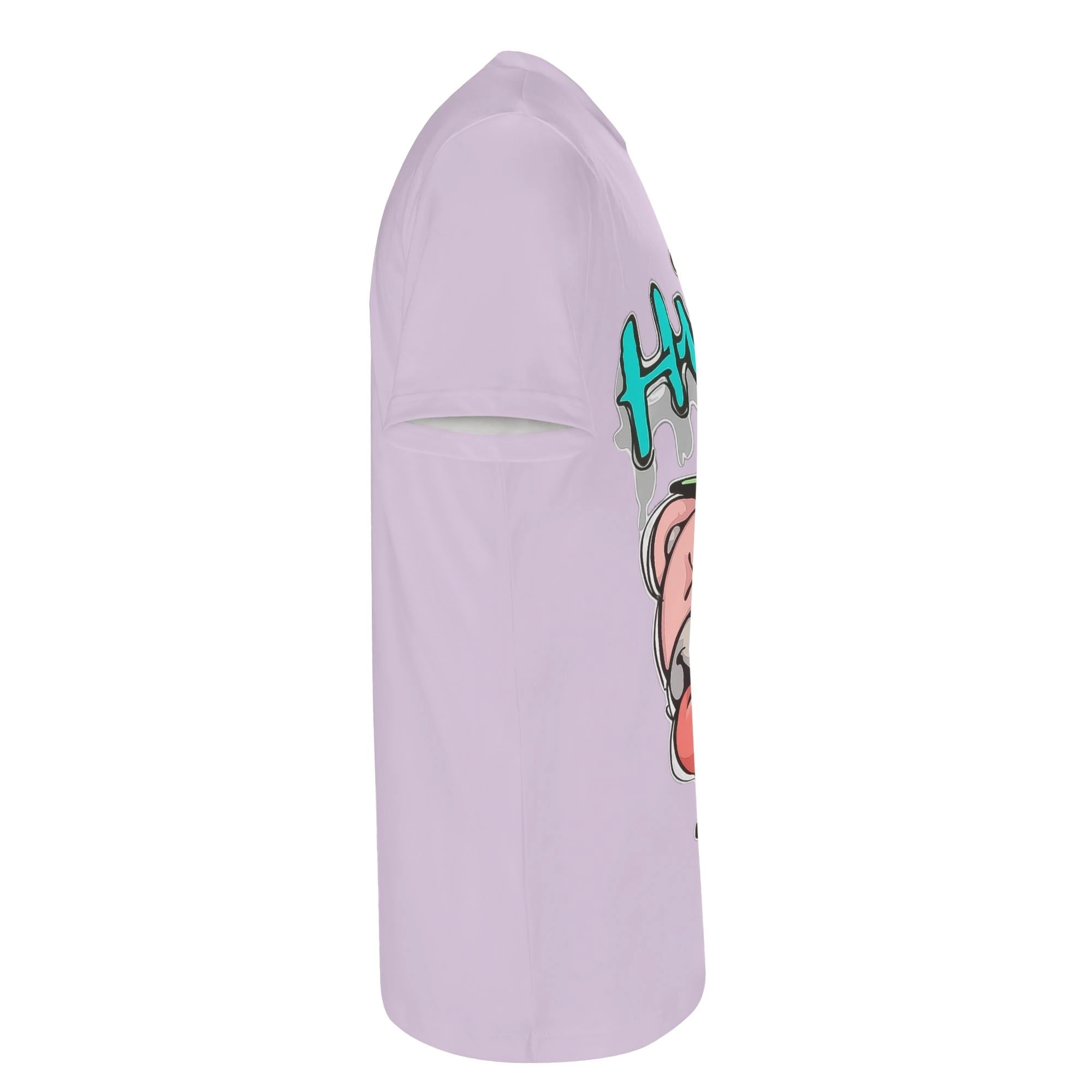 Camiseta unisex color lavanda con ilustración gráfica "Sense of Humor Boy" en impresión total.