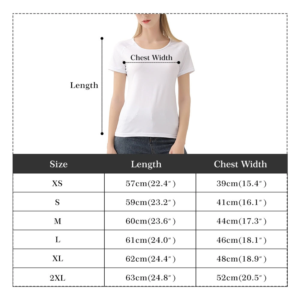Camiseta de mujer corte deportivo con diseño artístico en impresión all-over.