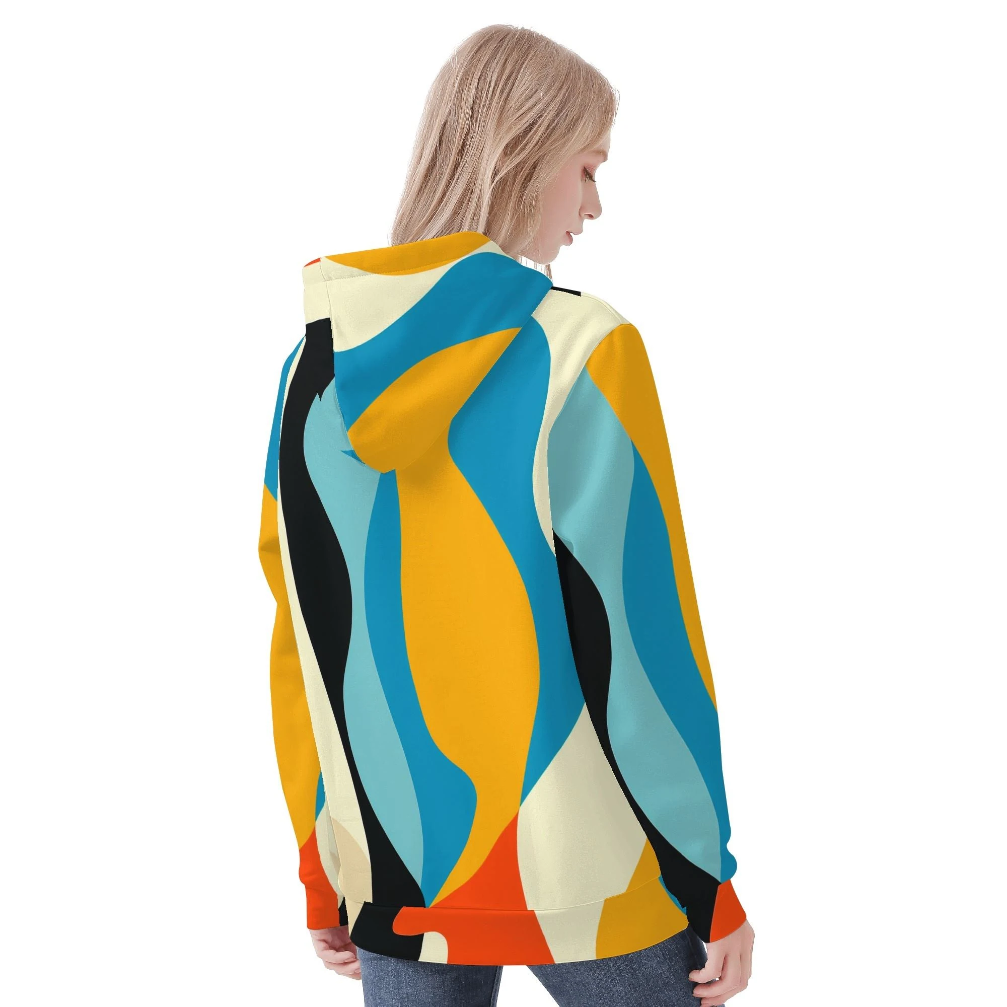 Vista frontal y trasera de la sudadera para mujer “Oleada Cálida” con diseño artístico all-over en tonos cálidos, capucha con cordón blanco y ajuste moderno.