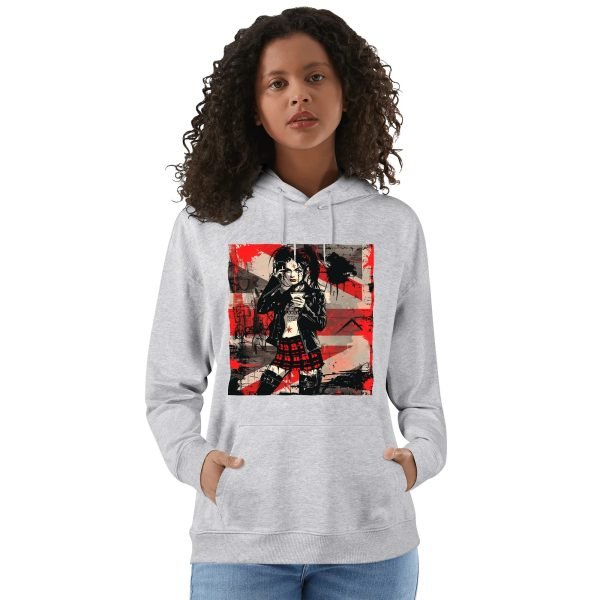 Hoodie unisex negra con ilustración punk de chica tomando café y mensaje trasero SWEET BUT FEARLESS en blanco