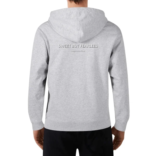 Hoodie unisex negra con ilustración punk de chica tomando café y mensaje trasero SWEET BUT FEARLESS en blanco