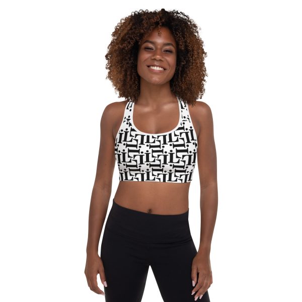 Modelo vistiendo sujetador deportivo tipográfico blanco y negro – CODE NOIR
