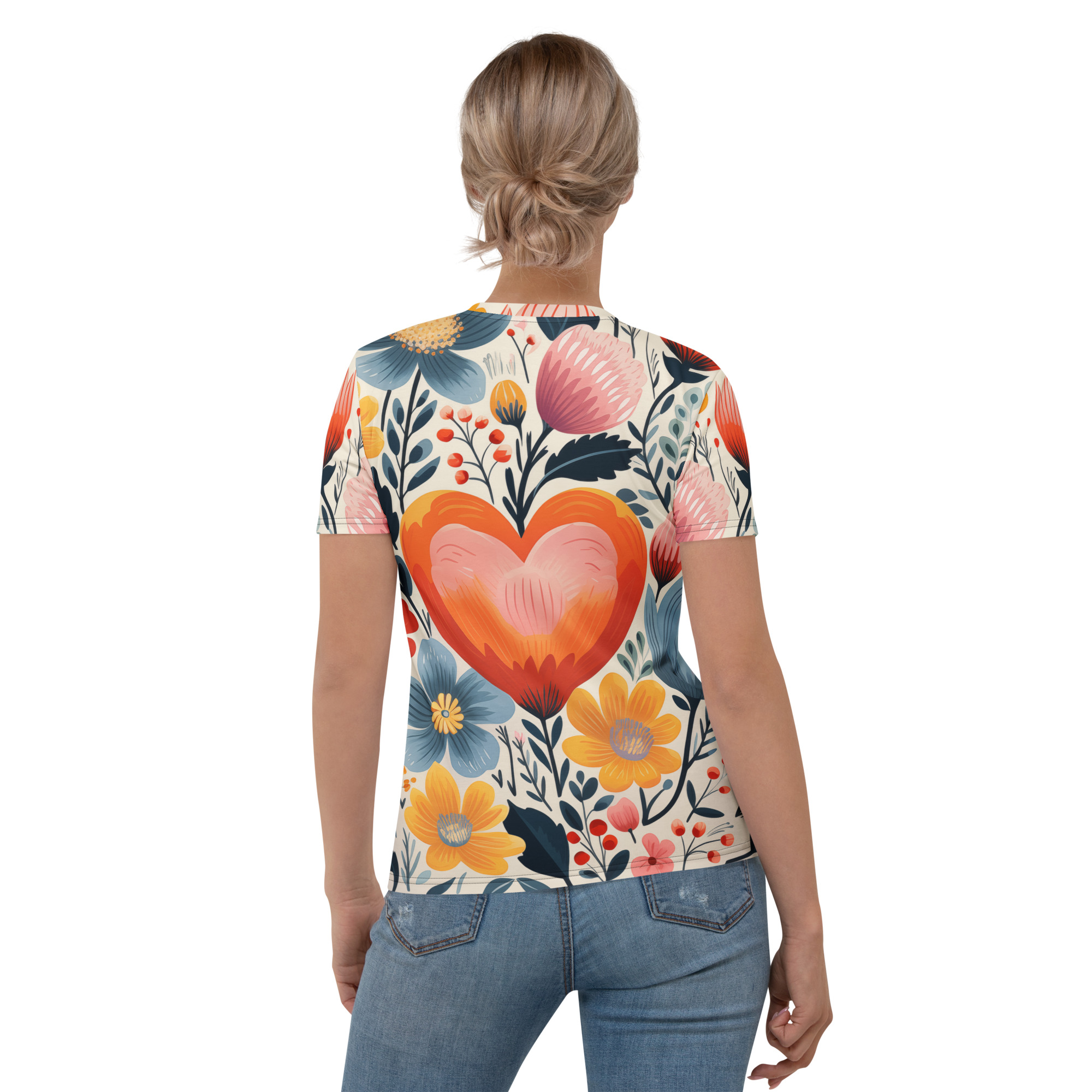 Camiseta mujer cuello redondo con estampado integral de corazón y flores escandinavas – ImageFusion Prints