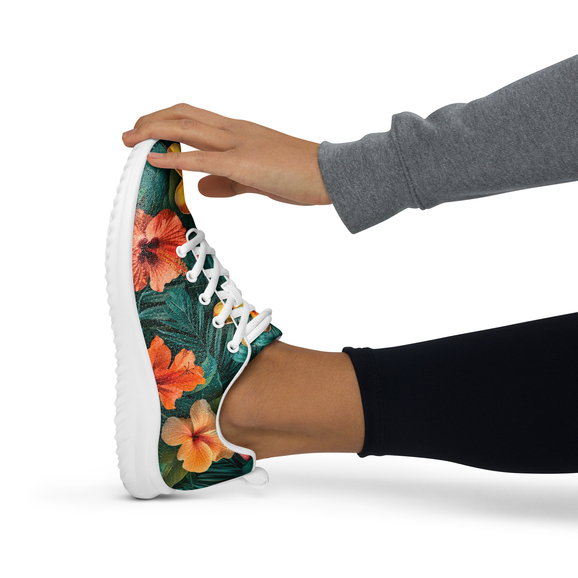 Zapatillas deportivas florales tropicales para mujer con diseño de hibiscos y fondo verde – Tropic Heat